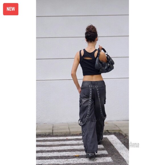 Cut Out Crop Tank Top - Stretchy Fitted Clubwear for Women - Picture 6 of 6